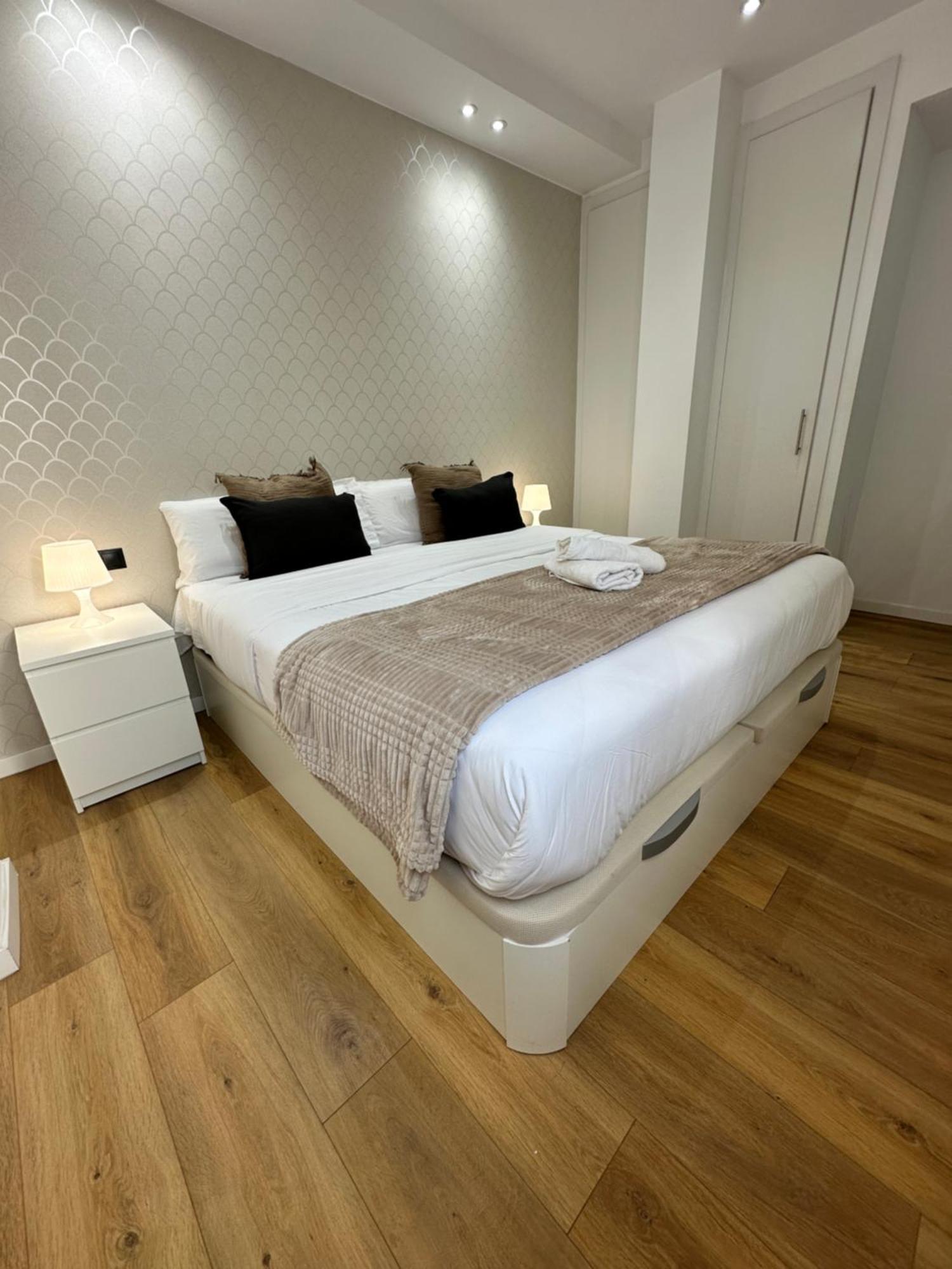 Capuchinos Deluxe Apartman Málaga Kültér fotó